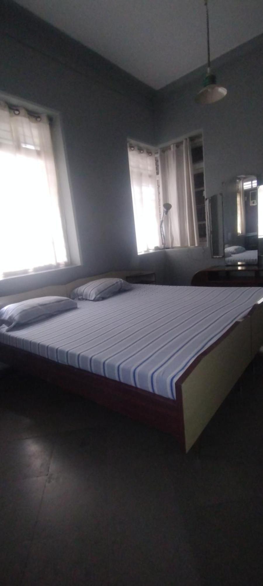 Madhav Bhavan Apartment
